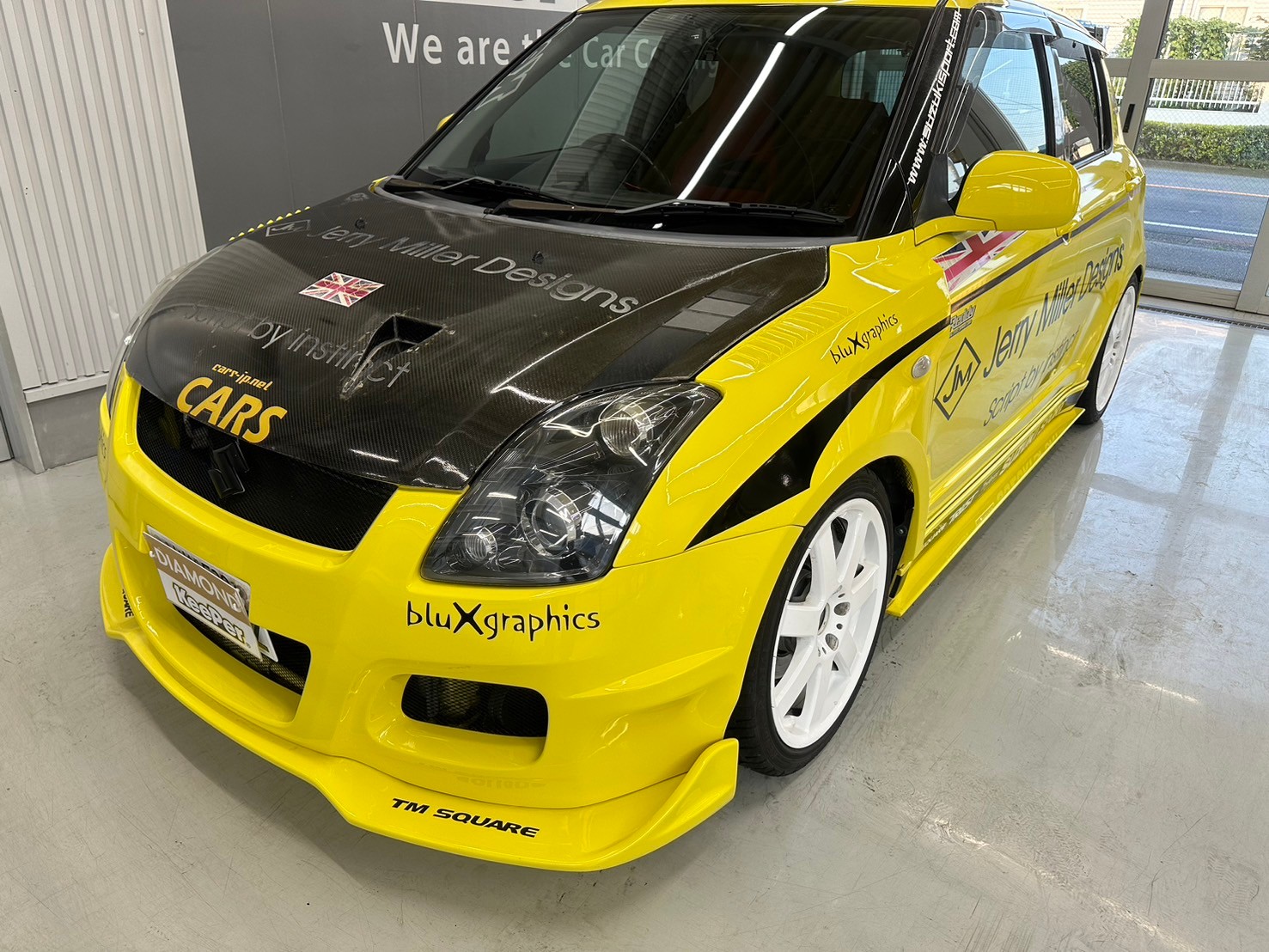 まるで新車のように輝くボディを実現します！